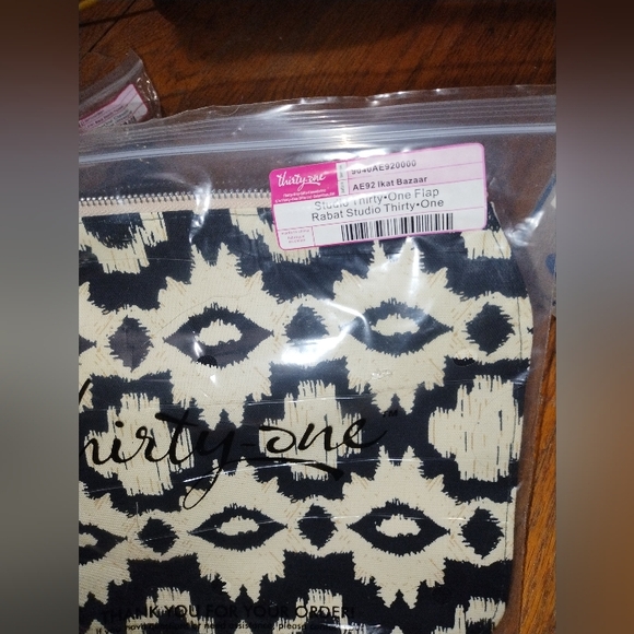 2 Bags N 1 Studio Thirty-One Classic Mix it Up Bag! NWT - Picture 9 of 10